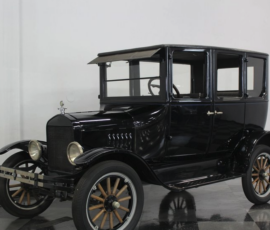 A 1925 Ford sedan